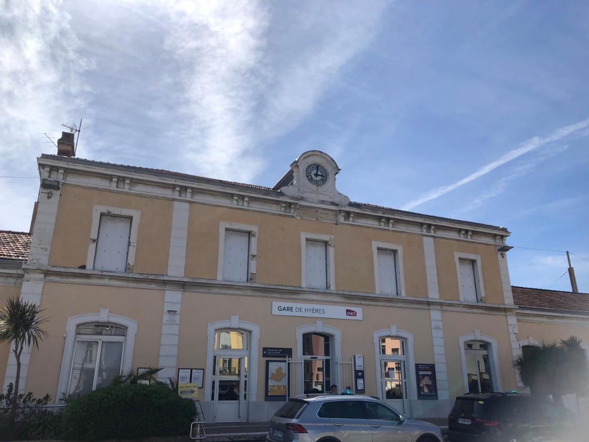 A La Gare ! T2 Hyeres Appartement Buitenkant foto